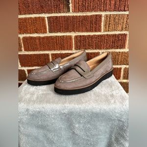 Vintage Naturalizer Penny Loafers.  Size 6.